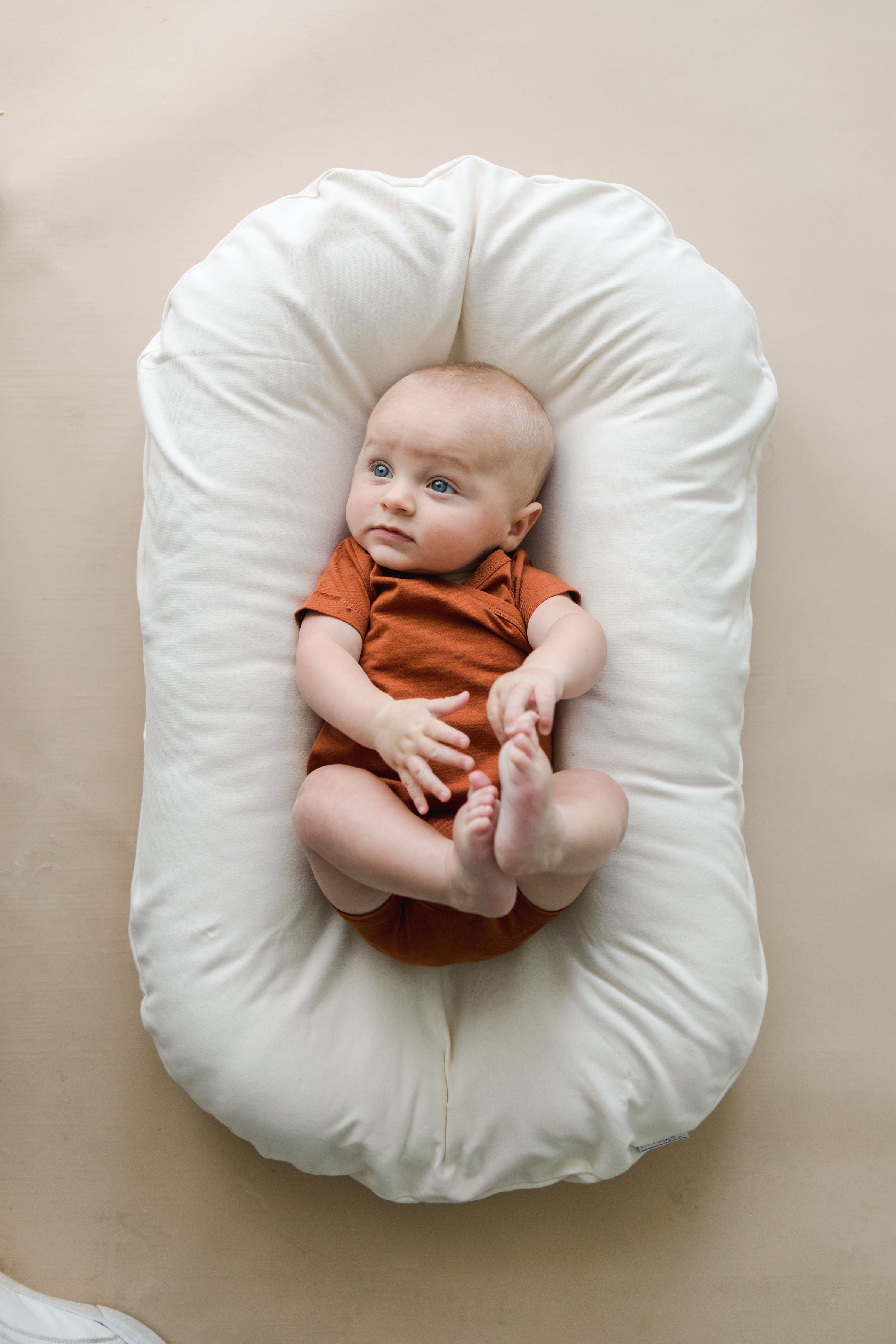Snuggle Me cover voor babynestje (natural)